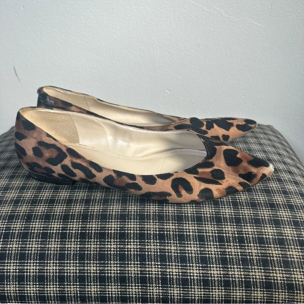 Marc Fisher Leopard Print‎ Pointed Toe Flats Women Size 8.5